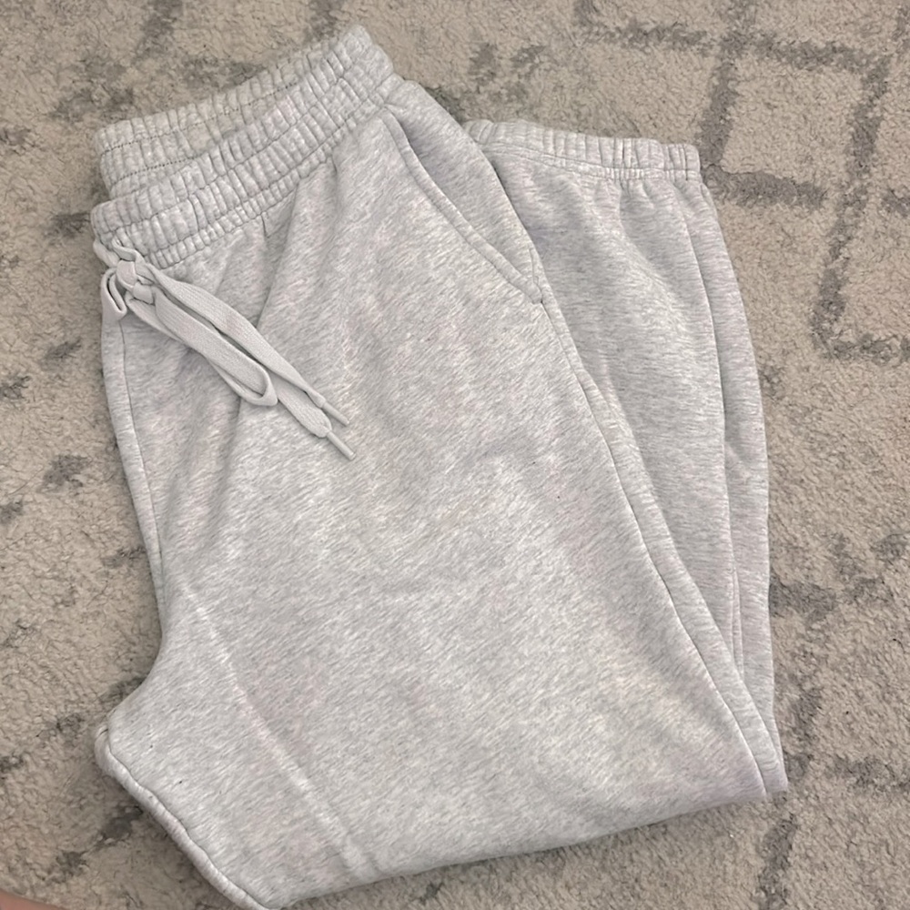 Fabletics joggers